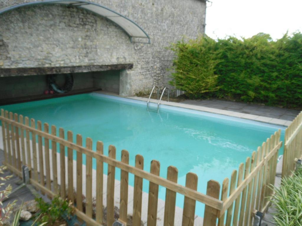 La Mini Ferme De Maelou Villa Sermaises Exterior photo